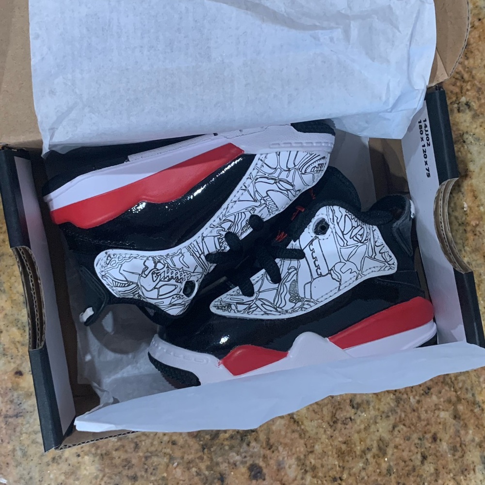 NEW Jordan Dub Zero Sneakers, Size 4C